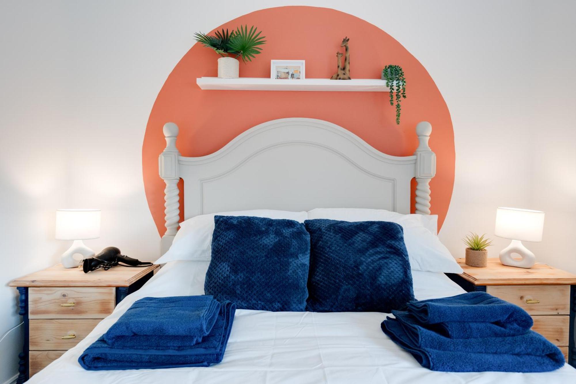 הוילה ווית'נשו Shawe House - 10 Minute Mcr Airport - Free Parking חדר תמונה