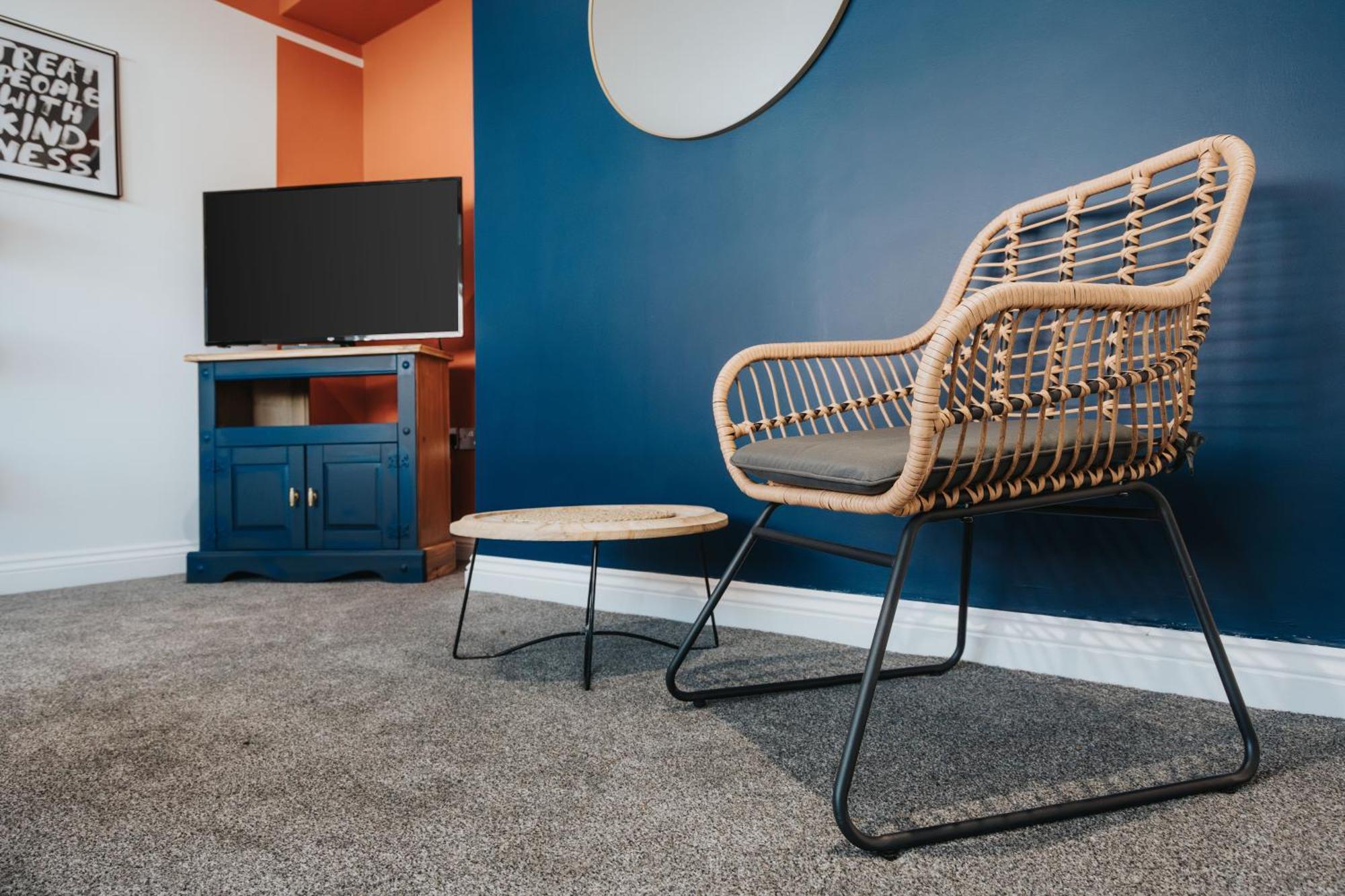 הוילה ווית'נשו Shawe House - 10 Minute Mcr Airport - Free Parking חדר תמונה