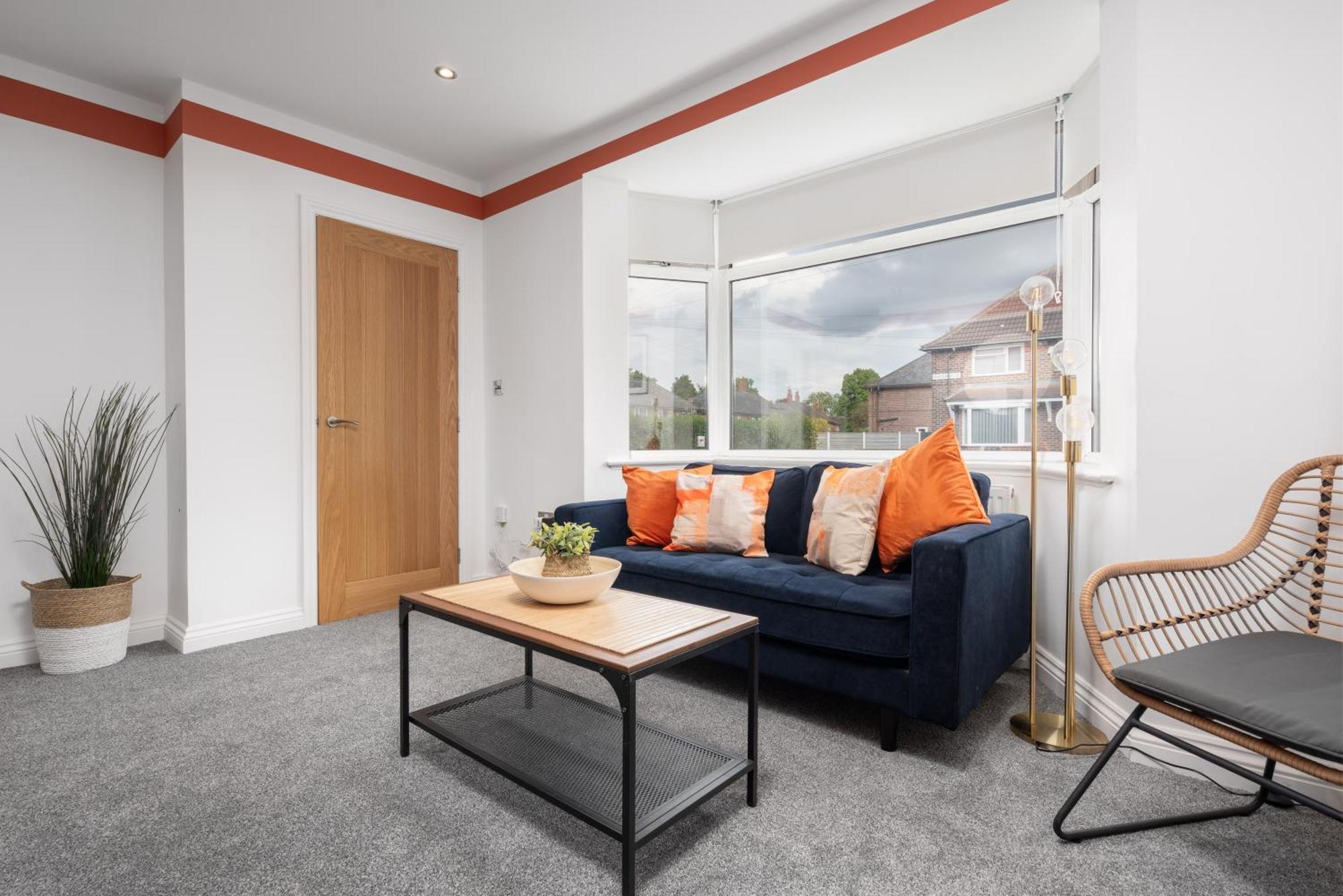 הוילה ווית'נשו Shawe House - 10 Minute Mcr Airport - Free Parking חדר תמונה
